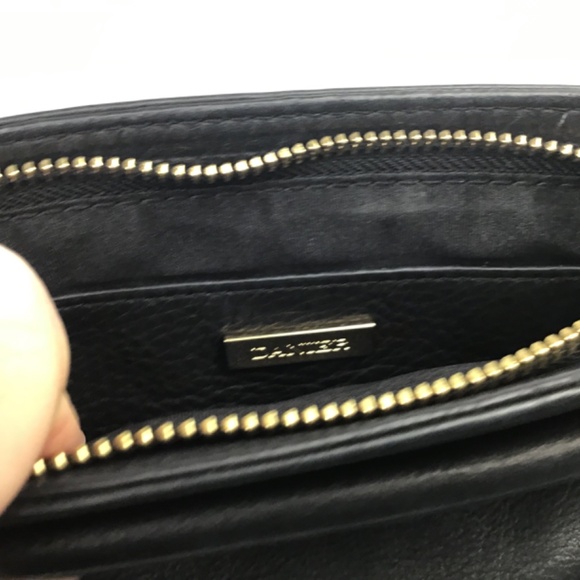 Danier Bag - Picture 10 of 16